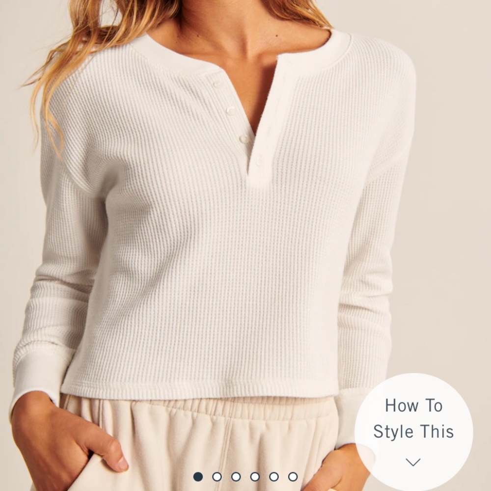 Long-Sleeve Waffle Henley in white